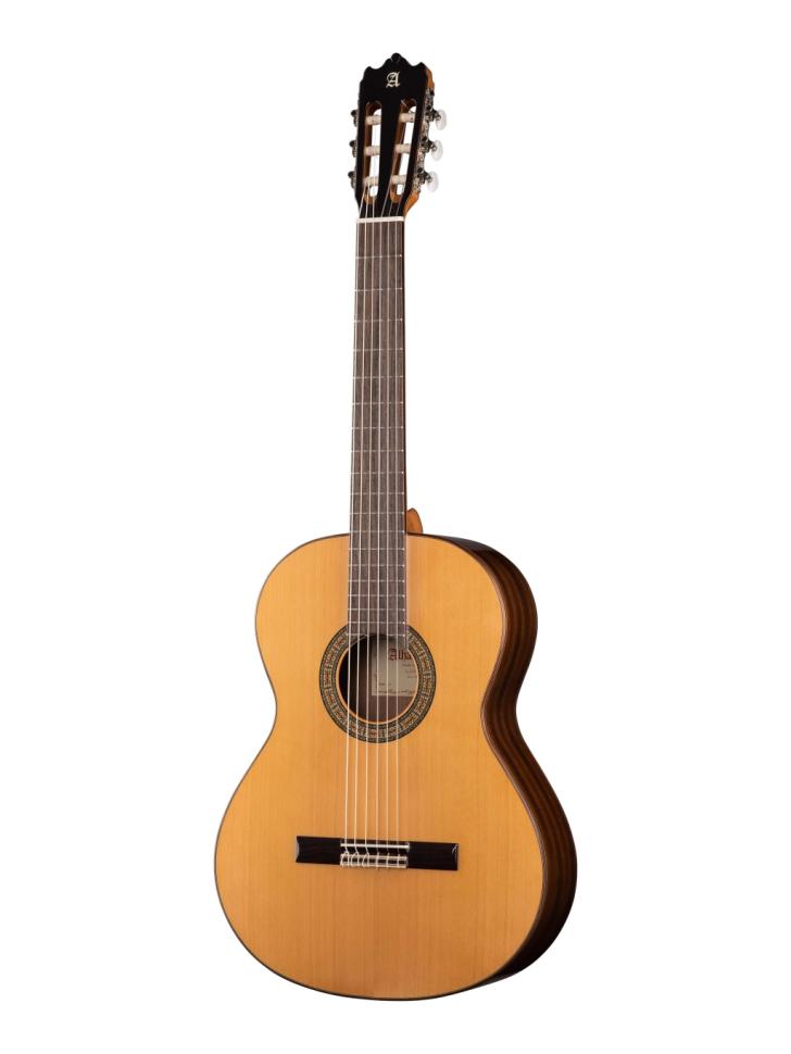 843 Classical Cadete 3C РљР»Р°СЃСЃРёС‡РµСЃРєР°СЏ РіРёС‚Р°СЂР° 3/4, СЃ С‡РµС…Р»РѕРј, Alhambra
