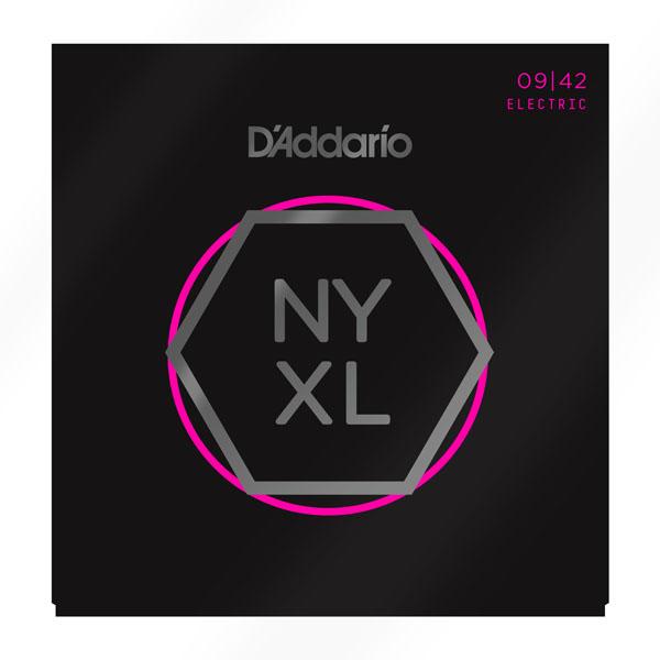 NYXL0942 NYXL РљРѕРјРїР»РµРєС‚ СЃС‚СЂСѓРЅ РґР»СЏ СЌР»РµРєС‚СЂРѕРіРёС‚Р°СЂС‹, РЅРёРєРµР»РёСЂРѕРІР°РЅРЅС‹Рµ, Super Light, 09-42, D'Addario